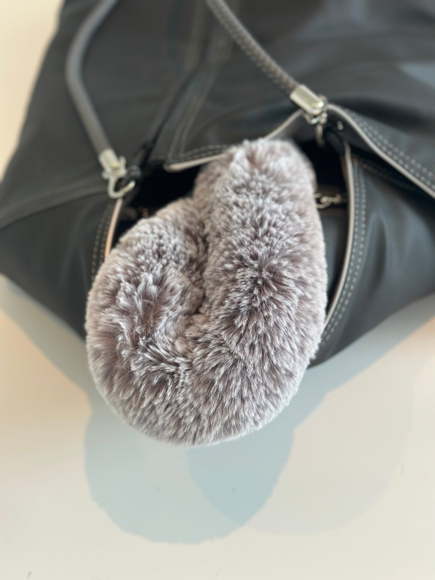 Weekender 4Seasons, schwarz mit Kontrastnähten, M