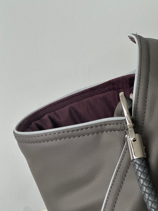 Weekender Solo [[ dark taupe - blackberry ]]